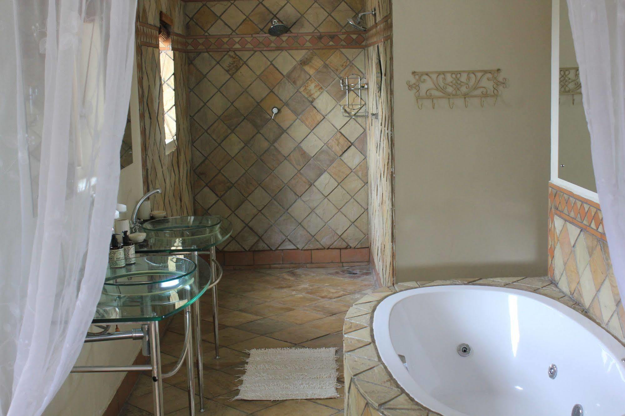 19Th Hole Golf Villa Bed And Breakfast Worcester Εξωτερικό φωτογραφία